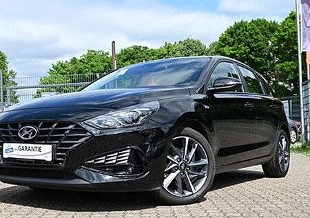 Hyundai i30 1.0 T-GDI Trend Mild-Hybrid CarPlay Cam DAB+