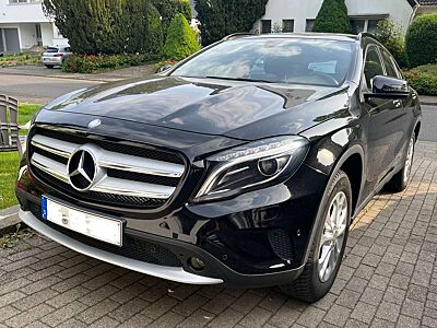 Mercedes-Benz GLA 220 GLA 220 d 7G-DCT