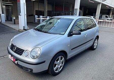 VW Polo Volkswagen 1.4 16V, Klima, Neu, Alu, ZR Neu