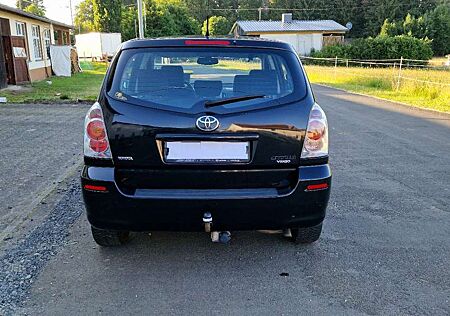 Toyota Corolla Verso 1.6