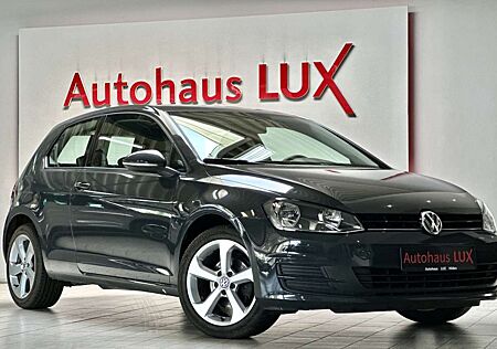 VW Golf Volkswagen BENZIN*TRENDLINE*URANO-GRAU*2HAND*NAVI*LED