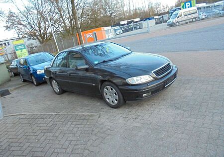 Opel Omega 2.2 16V Elegance