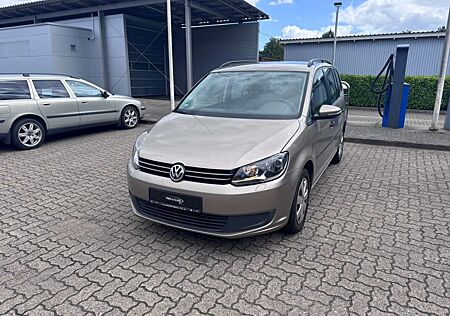 VW Touran Volkswagen 1.2 TSI Trendline SHZG, Navi