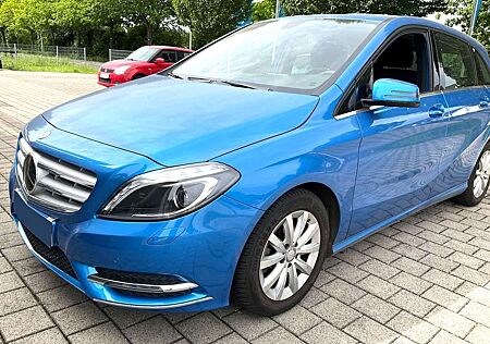 Mercedes-Benz B 200 B+200+Drive+7G-DCT