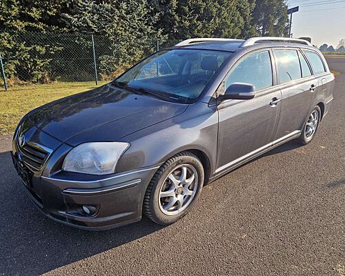 Toyota Avensis Avensis Combi 1.8 VVT-i Combi Executive