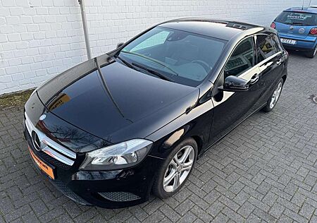 Mercedes-Benz A 220 CDI BlueEffi Auto F1 Sport Conand Kamera PDC
