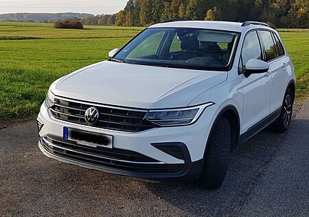 VW Tiguan Volkswagen 2.0 TDI SCR DSG Life