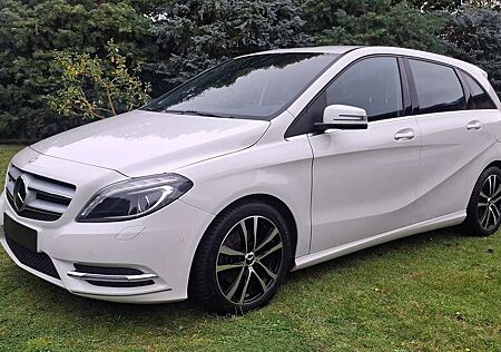Mercedes-Benz B 180 Sport