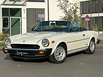 Fiat 124 Spider Pininfarina Top mit Oldtimergutachten