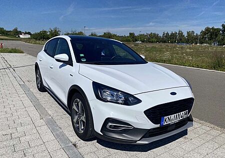 Ford Focus Active X /Panorama Dach/IACC/HeadUp/ParkPaket