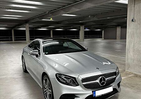 Mercedes-Benz E 220 d 4Matic Coupe 9G-TRONIC AMG Line