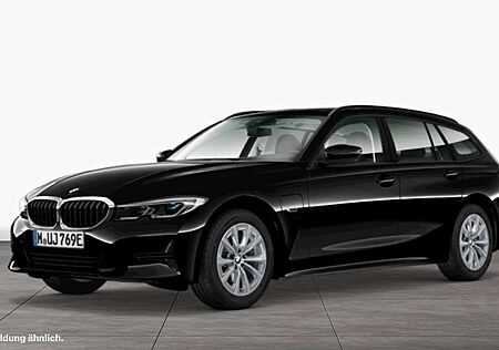 BMW 320 e Touring PanoDach Laserlicht Parkassistenz+ Hifi