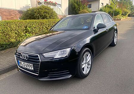 Audi A4 Avant 3.0 TDI * Volldigitales Kombiinstrumen