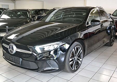 Mercedes-Benz A 180 D Lim. Edition AUTOMATIK*LED*KAMERA*T-LEDER*NAVIGA