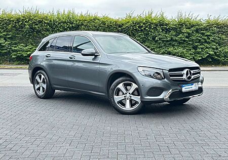 Mercedes-Benz GLC 220 d 4Matic Panorama-ILS-Navi-PDC-SHZ-AHK-