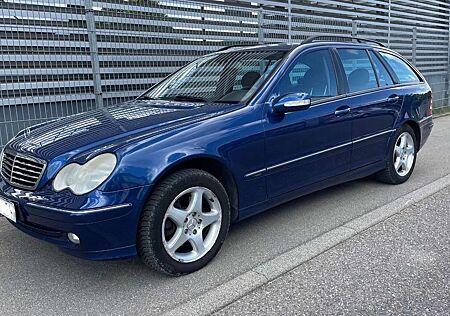 Mercedes-Benz C 240 4MATIC T-AUT-AHK-Pano-TÜV NEU-Garantie
