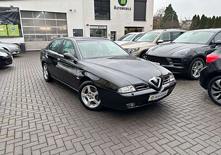 Alfa Romeo 166 3.0 V6 24V Distinctive