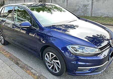 VW Golf Volkswagen LED Scheinw*ACC*AHK*Sound Ausstattung *Scheckheft
