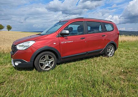 Dacia Lodgy TCe 130 GPF Stepway Plus - 1.Hd/7Sitze/AHK