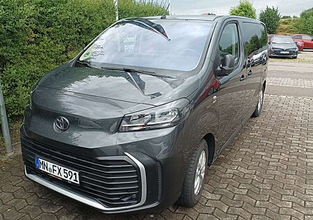 Toyota Pro Ace Proace 2,0-l-D-4D L1 (8-Si.) Verso Comfort