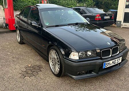 BMW 328 e36 individual