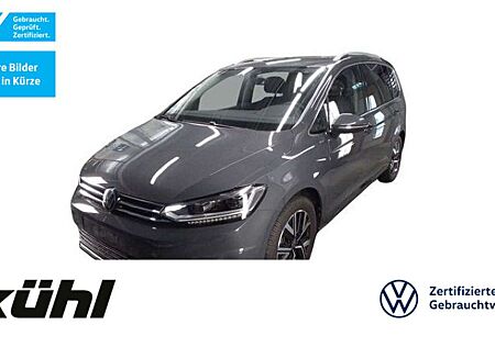 VW Touran Volkswagen 1.5 TSI DSG Highline Navi,AHK,Kamera