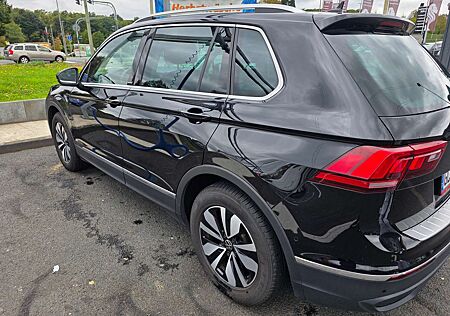 VW Tiguan Volkswagen 1.5 TSI OPF DSG Move
