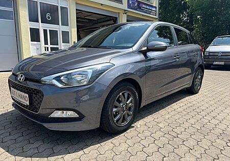 Hyundai i20 YES SH.LH.MFL. 1 Hand TOP gepflegt