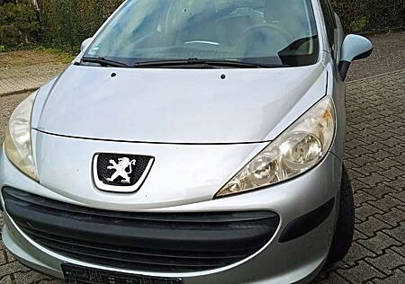 Peugeot 207 75 Filou