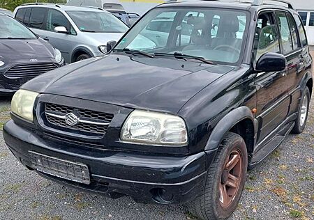Suzuki Grand Vitara 2.5 V6