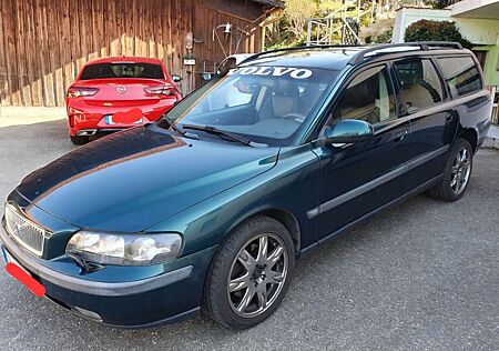 Volvo V70 II AWD Pr Vollausstattung, Topzustand. neu Tüv