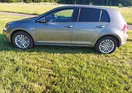 VW Golf Volkswagen 1.2 TSI BlueMotion Technology DSG Cup