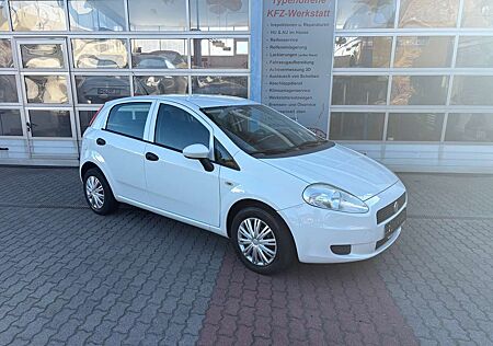 Fiat Grande Punto Scheckheftgepflegt, HU/AU neu