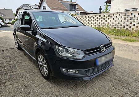 VW Polo Volkswagen 6R TÜV, Inspektion, Batterie, Reifen NEU