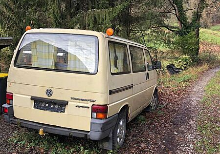 VW T4 Multivan Volkswagen Multivan Syncro 70BMF5