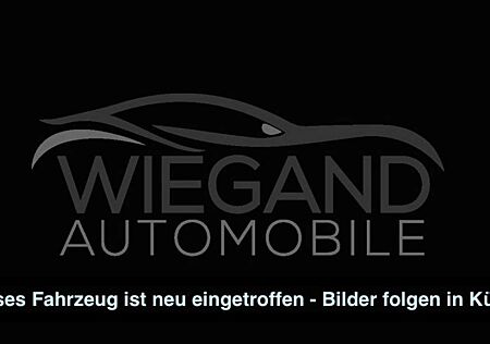 Nissan Qashqai 1.6 360 +NAVI+KLIMAAUTO+PANO+TEILLEDER+
