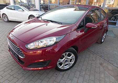 Ford Fiesta SYNC Edition mit Sitzheizung" Klima" Alu