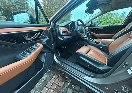 Subaru Outback 2.5i Lineartronic Platinum AHK