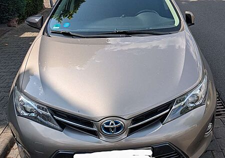 Toyota Auris 1.8 VVT-i Hybrid Automatik Edition
