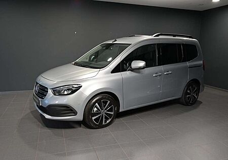 Mercedes-Benz T-Klasse T-Class T 180 d PROGRESSIVE NAVI Klima LED Kamera Tempomat