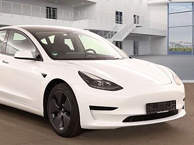 Tesla Model 3 RWD SOH93,7%*AHK*Pano*Sound*ACC*Kamera