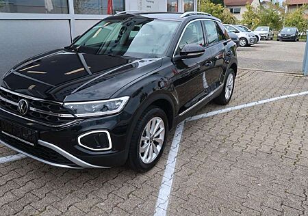 VW T-Roc Volkswagen 1,5 TSI Style +IQ-Light +RFK +ACC +APP