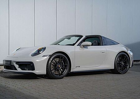 Porsche 992 911/ Targa 4GTS *Hinterachslenk.*PDCC*Carbon*