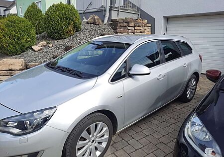 Opel Astra 1.4 Turbo Sports Tourer Exklusiv