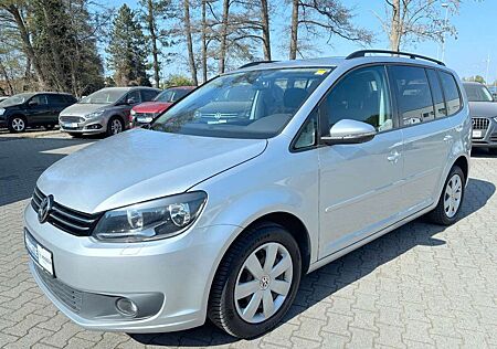 VW Touran Volkswagen Comfortline Family S-Heft