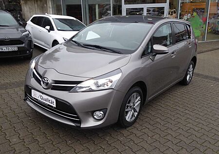 Toyota Verso SkyView Edition