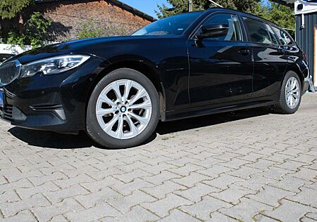 BMW 320 Baureihe 3 Touring d xDrive Advantage