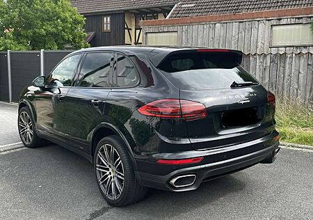 Porsche Cayenne Diesel Platinum Edition