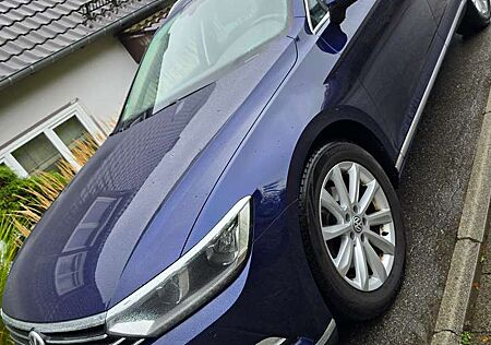 VW Passat Variant gebraucht kaufen VW Passat Variant Volkswagen Diesel 2.0 TDI SCR Comfortline