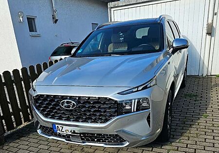 Hyundai Santa Fe 1.6 HEV 4WD Signature,Pano,SHZ,AHK,Garantie,Voll